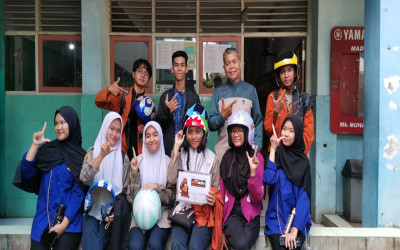 Enam Siswa SMK Muhammadiyah 3 Tangerang Selatan Ikuti Program Samurai Painting, Satu Siswa Raih Juara 2