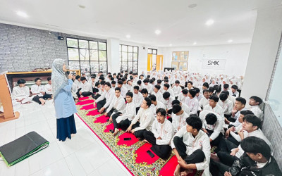 Siswa/i SMK Muhammadiyah 3 Tangerang Selatan Laksanakan Kegiatan Dhuha dan Penyampaian Materi Keagamaan